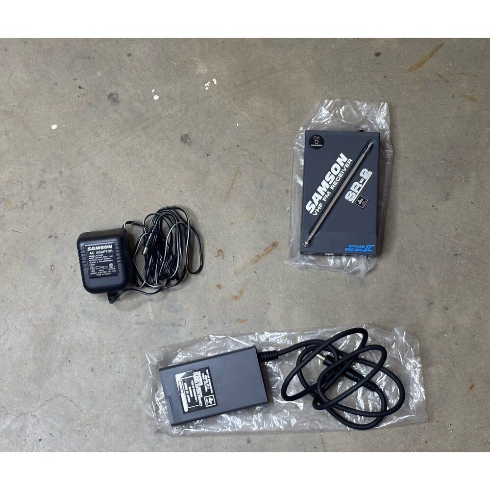 Samson Stage Series II SR-2 VHF FM Receiver & ST-2 VHF FM Transmitter